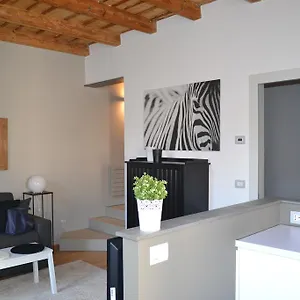Appartement Porta 22 Charme&relax, Bergame